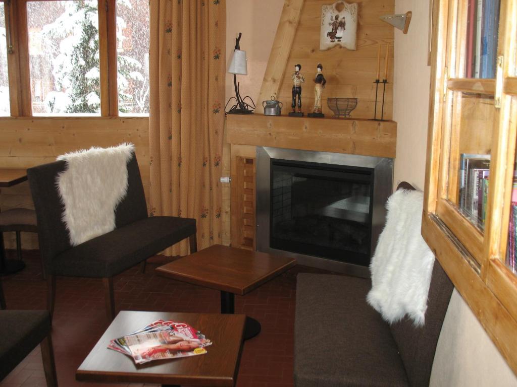 Hotel Bellachat La Clusaz Bagian luar foto